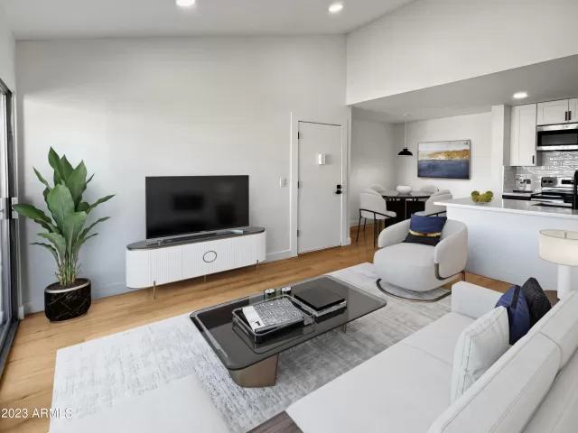 MLS: 6637771 Condo For Sale