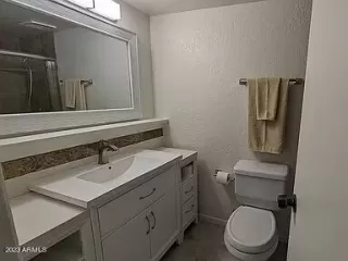 Photo #6: 6637927 Listing 
