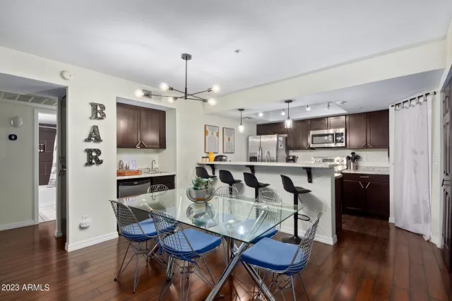 MLS: 6637954 Condo For Sale