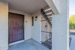 Photo #2: 6638115 Listing