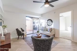 Photo #6: 6638115 Listing