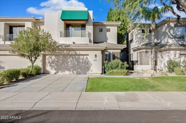 MLS: 6638855 Condo For Sale