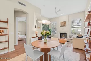 Photo #4: 6638855 Listing 
