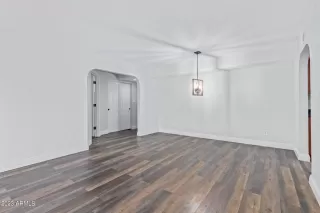 Photo #1: 6638898 Listing 