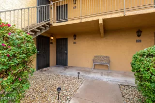 Photo #4: 6638898 Listing 