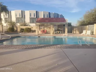 Photo #1: 6638930 Listing