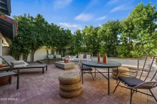 Photo #4: 6638961 Listing 