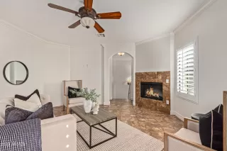 Photo #2: 6639037 Listing 