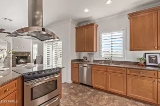 Photo #6: 6639037 Listing 