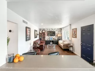 Photo #1: 6639371 Listing 