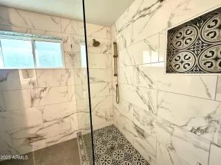 Photo #3: 6639371 Listing 