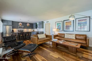 Photo #2: 6639493 Listing