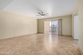 Photo #6: 6639680 Listing