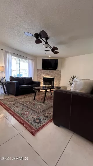 Photo #6: 6639684 Listing 