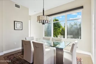 Photo #6: 6639704 Listing 