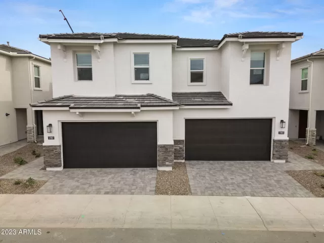 MLS: 6640131 Condo For Sale