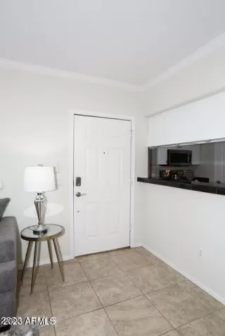 Photo #3: 6640185 Listing