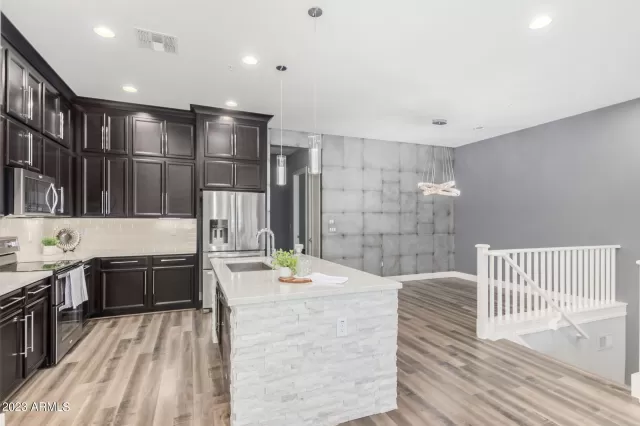 MLS: 6640429 Condo For Sale