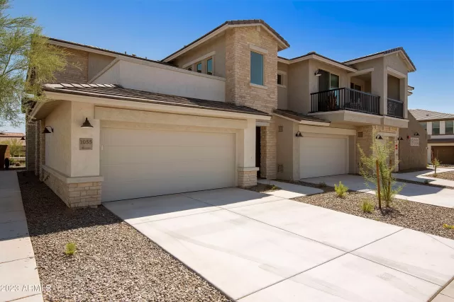 MLS: 6640546 Condo For Sale