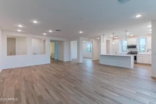 Photo #1: 6640546 Listing 
