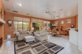 Photo #3: 6640582 Listing