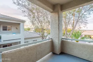 Photo #6: 6640662 Listing