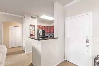 Photo #5: 6640721 Listing 