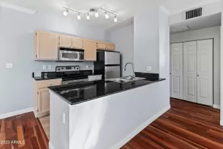 Photo #1: 6641157 Listing