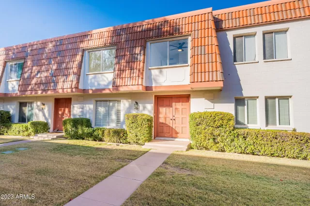 MLS: 6641158 Condo For Sale