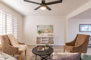 Photo #6: 6641158 Listing 