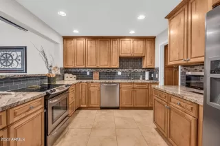 Photo #3: 6641221 Listing