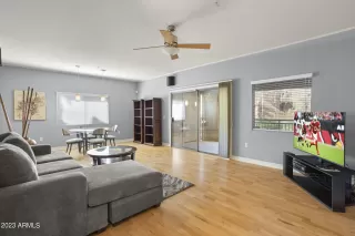 Photo #2: 6641273 Listing 