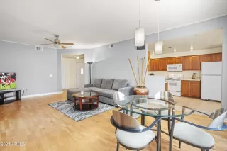 Photo #5: 6641273 Listing 