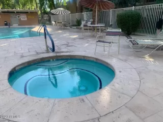 Photo #5: 6641441 Listing