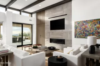 Photo #4: 6641498 Listing