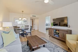 Photo #2: 6641561 Listing