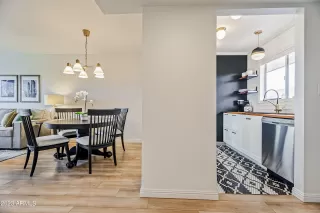 Photo #3: 6641561 Listing