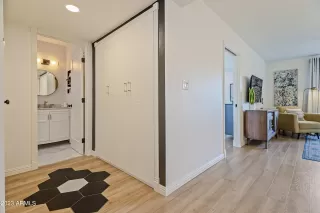 Photo #4: 6641561 Listing