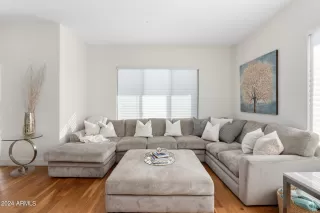 Photo #1: 6641781 Listing