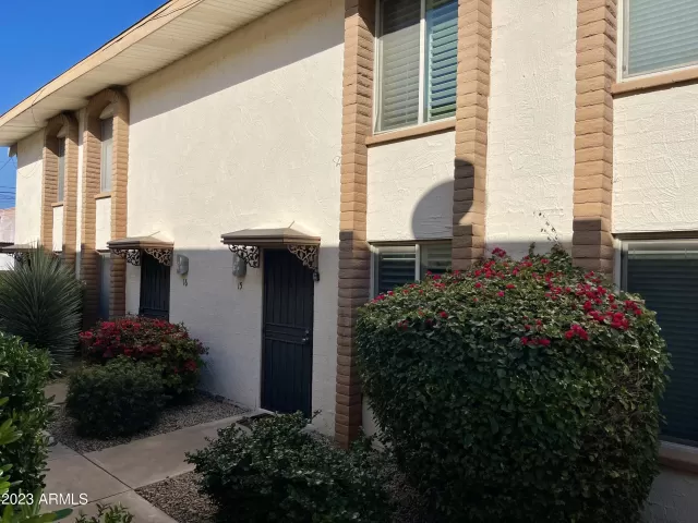 MLS: 6641819 Condo For Sale