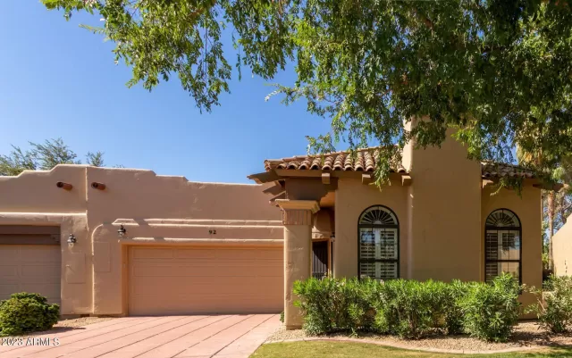 MLS: 6641853 Condo For Sale