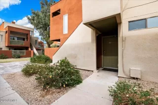 Photo #2: 6642266 Listing