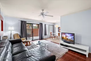 Photo #5: 6642266 Listing