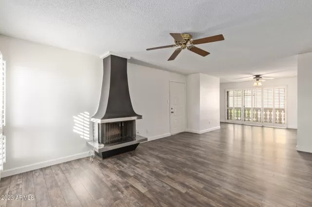 MLS: 6642394 Condo For Sale