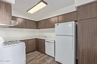 Photo #3: 6642394 Listing