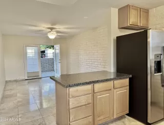 Photo #2: 6642491 Listing 