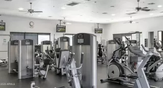 Photo #6: 6642601 Listing