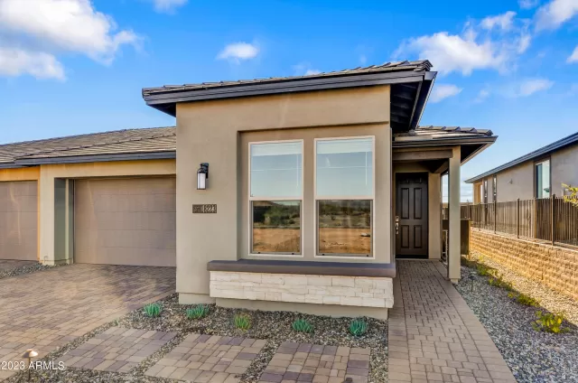MLS: 6642707 Condo For Sale
