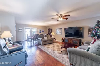 Photo #5: 6642985 Listing