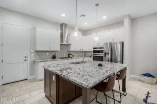 Photo #4: 6643463 Listing 